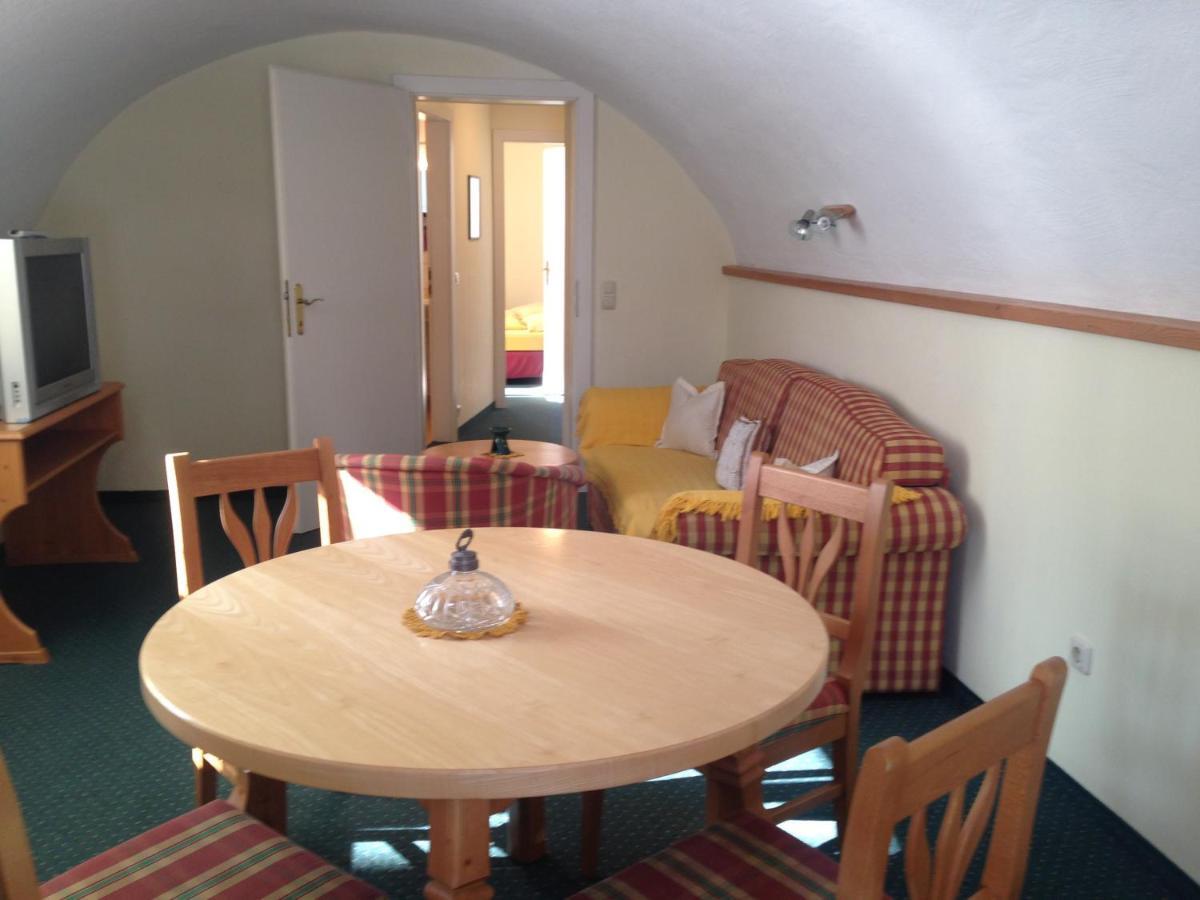 Appartements Im Forsthaus Strobl Exterior photo
